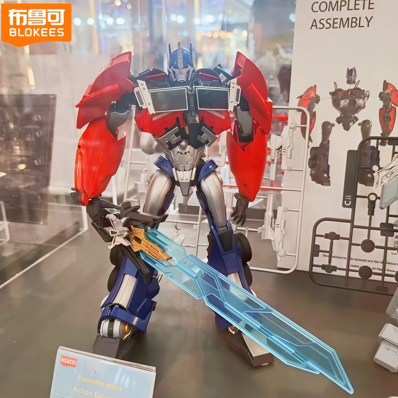 Blokees Transformers Optimus P - Model Kit Optimus Prime 评论和价格